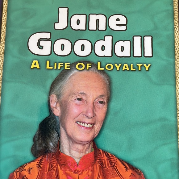 7 Famous Women Biography Books for Children - Picture 6 of 8